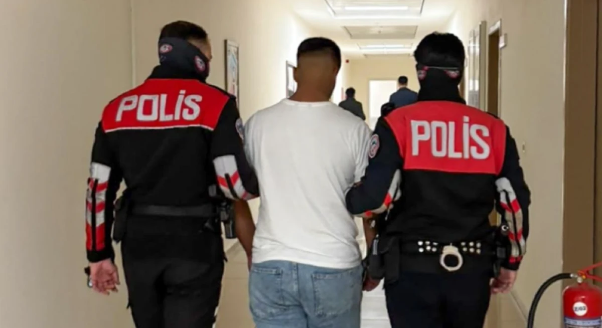152 yıl hapis cezasıyla aranan 17 yaşındaki h&uuml;k&uuml;ml&uuml; yakalandı