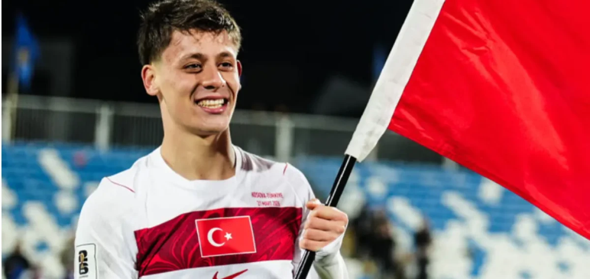 Arda G&uuml;ler d&uuml;nyayı solladı! En değerli orta saha oyuncusu oldu