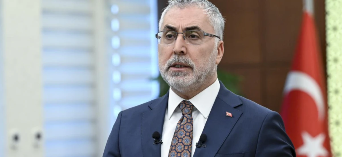 Bakan Işıkhan'dan en d&uuml;ş&uuml;k emekli aylığı a&ccedil;ıklaması