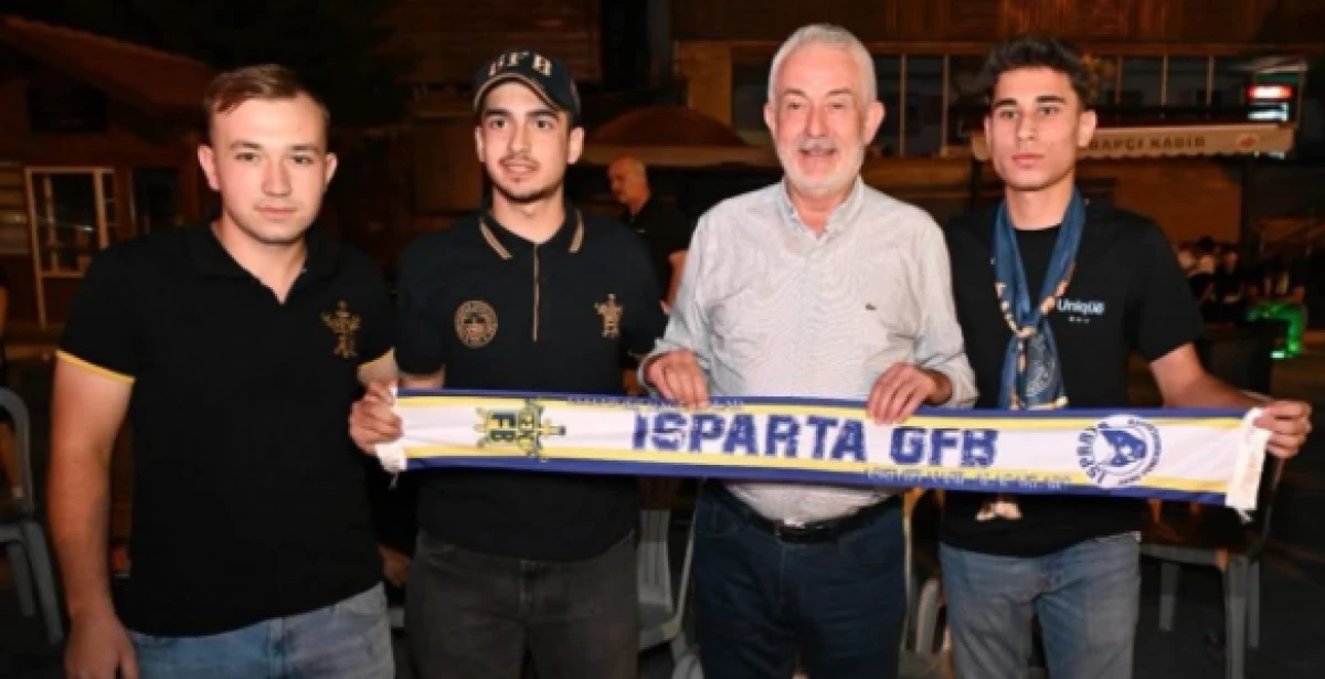 Başkan Başdeğirmen, Fenerbah&ccedil;e&rsquo;nin Şampiyonlar Ligi Coşkusuna Ortak Oldu