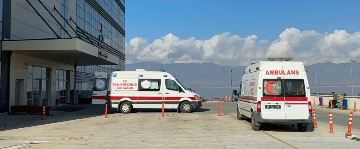Burdur&rsquo;da &ouml;ğrenciler yemekten zehirlendi