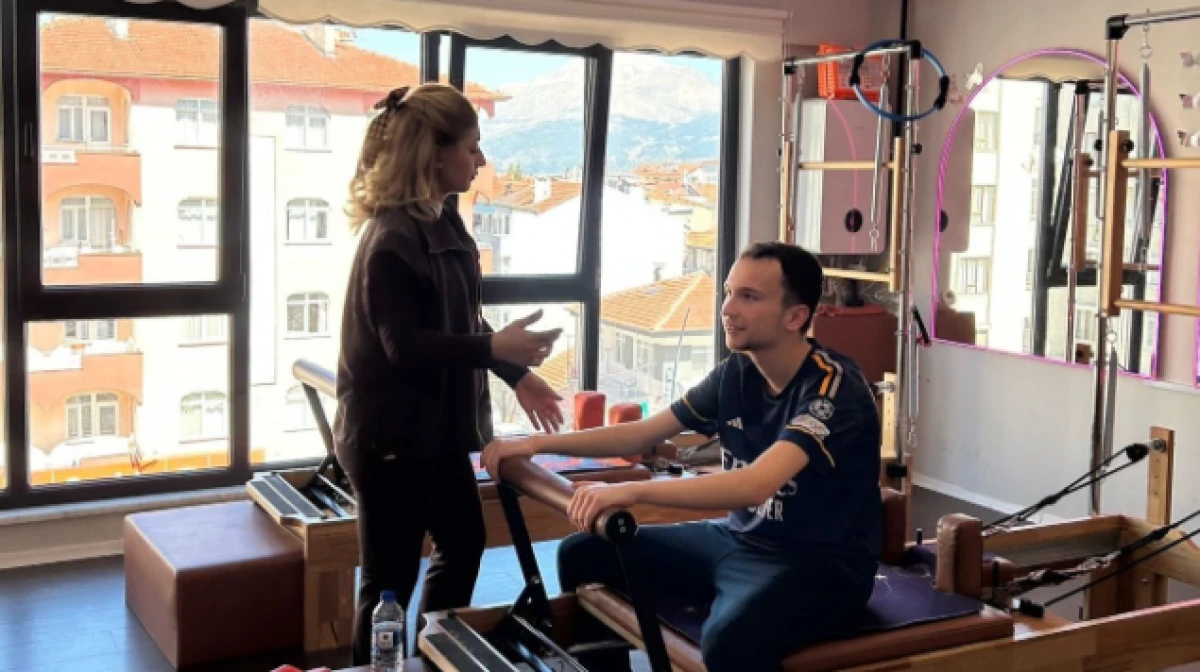 Cimnastik Antren&ouml;r&uuml; ve Uzman Pilates Eğitmeni Merve Sancar&rsquo;dan Anlamlı Farkındalık &Ccedil;alışması