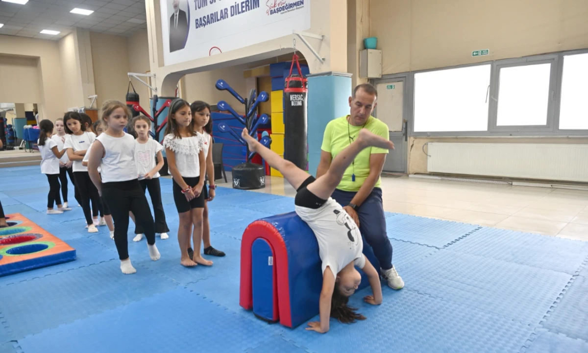 &Ccedil;ocuklara y&ouml;nelik &uuml;cretsiz yaz spor kursları devam ediyor