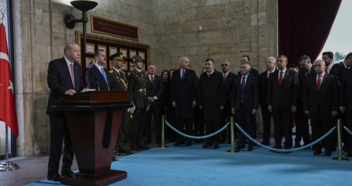 Cumhurbaşkanı Erdoğan: Cumhuriyet uğrunda b&uuml;y&uuml;k bedeller &ouml;dedik