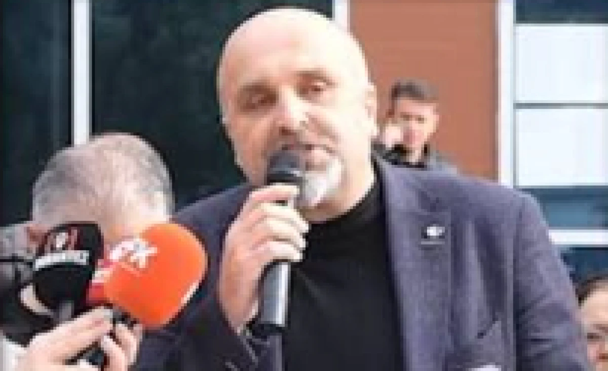 Emek&ccedil;iler Enflasyon Karşısında Yoksullaşıyor