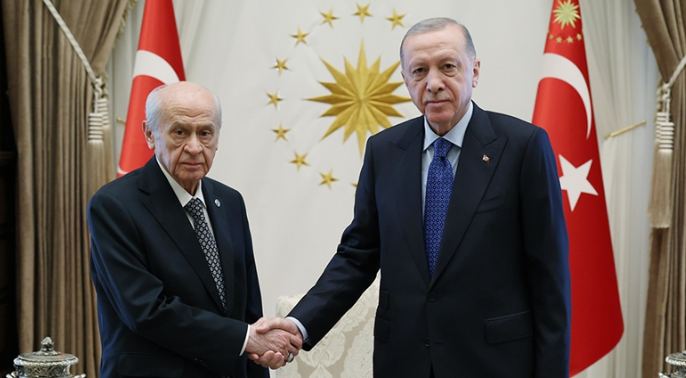 ESKİ MHP&rsquo;Lİ S&Ouml;NMEZ &Ccedil;OK MU AKILLI(DIR)?