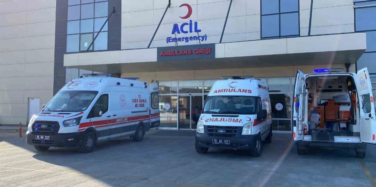 fabrikada y&uuml;ksekten d&uuml;şen iş&ccedil;i hayatını kaybetti
