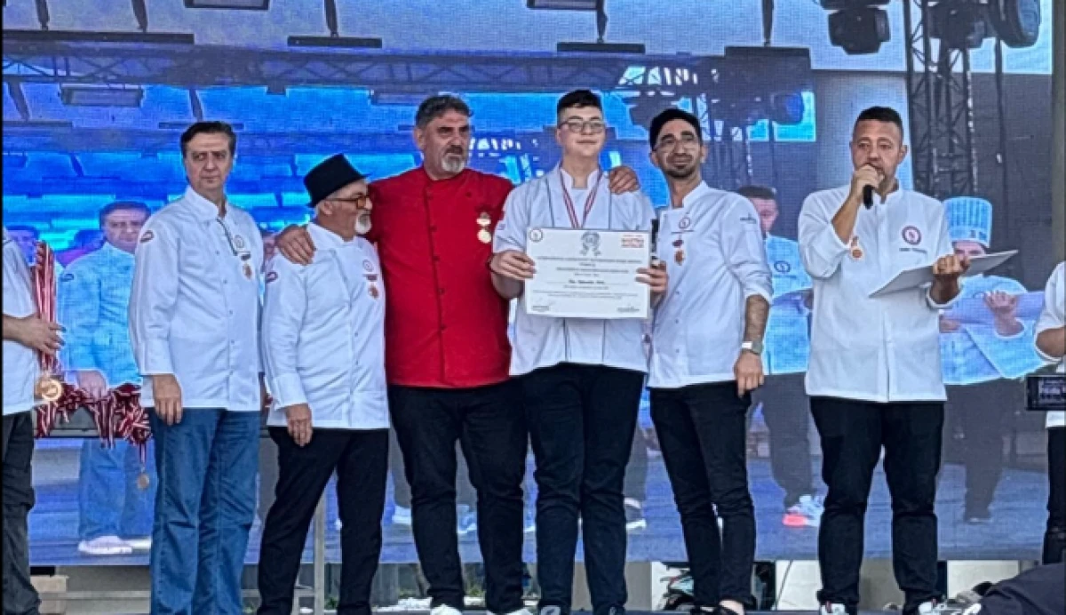 GASTROANTALYA&rsquo;DA G&Uuml;M&Uuml;Ş MADALYA KAZANDI