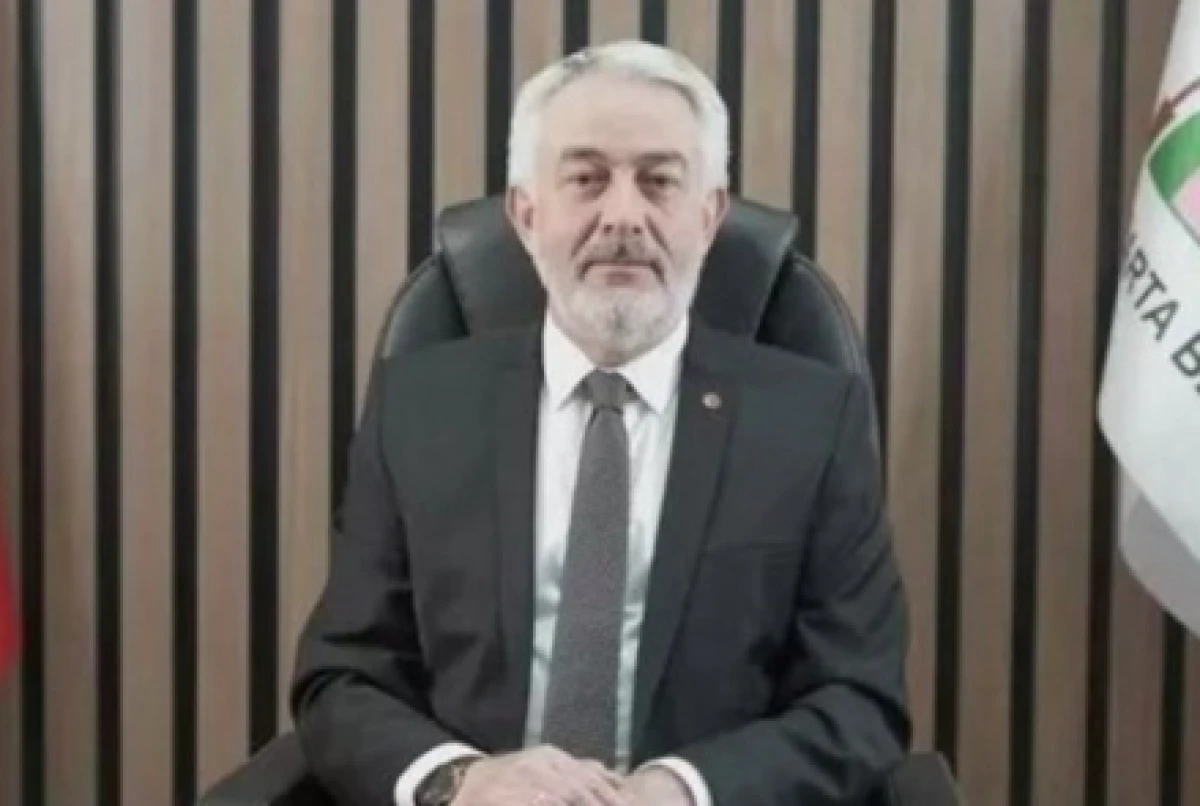 GEN&Ccedil;LER T&Uuml;RKİYE&rsquo;NİN AYDINLIK YARINLARIDIR