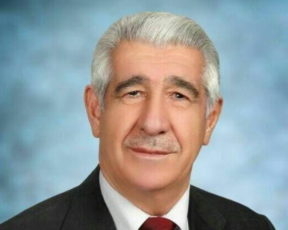 HAZRO&rsquo;YA BAĞLI MER&Acirc;N&Icirc; K&Ouml;Y&Uuml;N&rsquo;DE ZİYARETİYLE MARUF DEDEMİZ SEYYİD ŞEYH OSMAN ZERR&Acirc;K&Icirc; HAZRETLERİ&rsquo;NİN FAZİLET VE KER&Acirc;METLERİ!!!