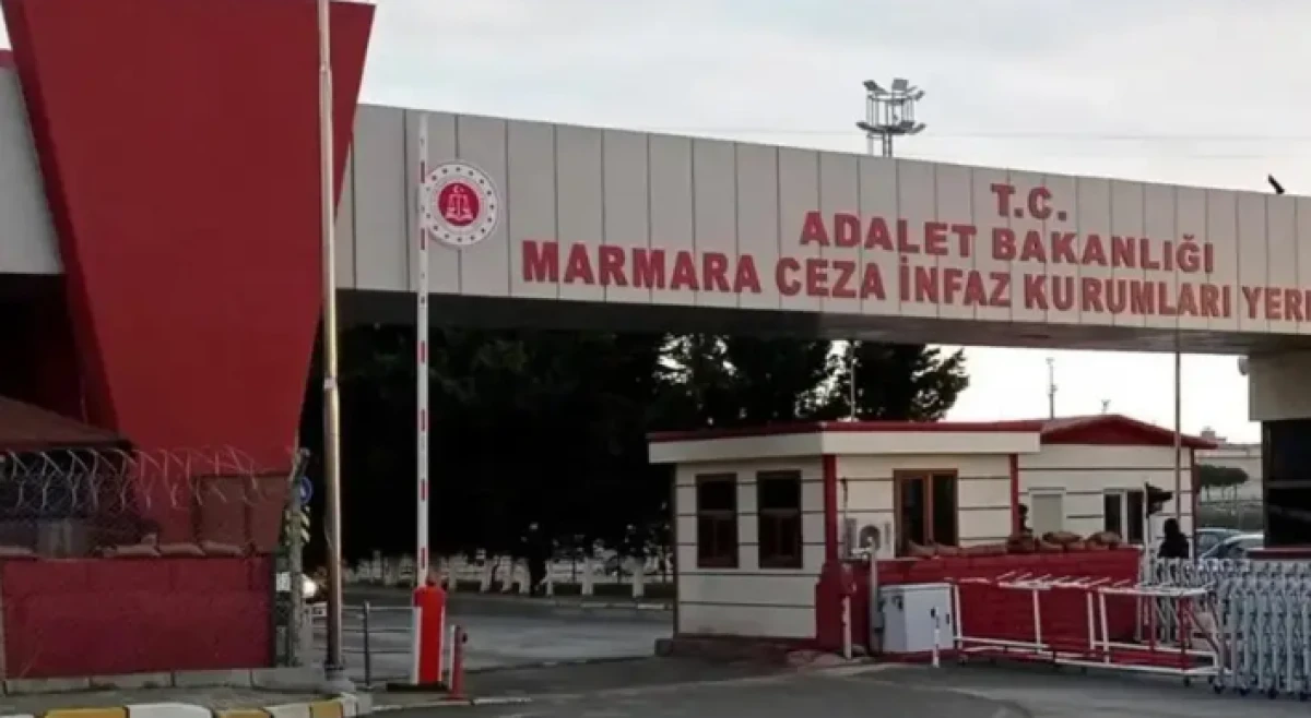 "İmamoğlu &ccedil;ıkar ama&ccedil;lı su&ccedil; &ouml;rg&uuml;t&uuml;" davasında 2 sanığa tahliye kararı