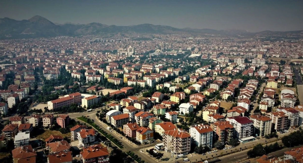 Isparta Yaşlanıyor, Gen&ccedil;ler G&ouml;&ccedil; Ediyor!