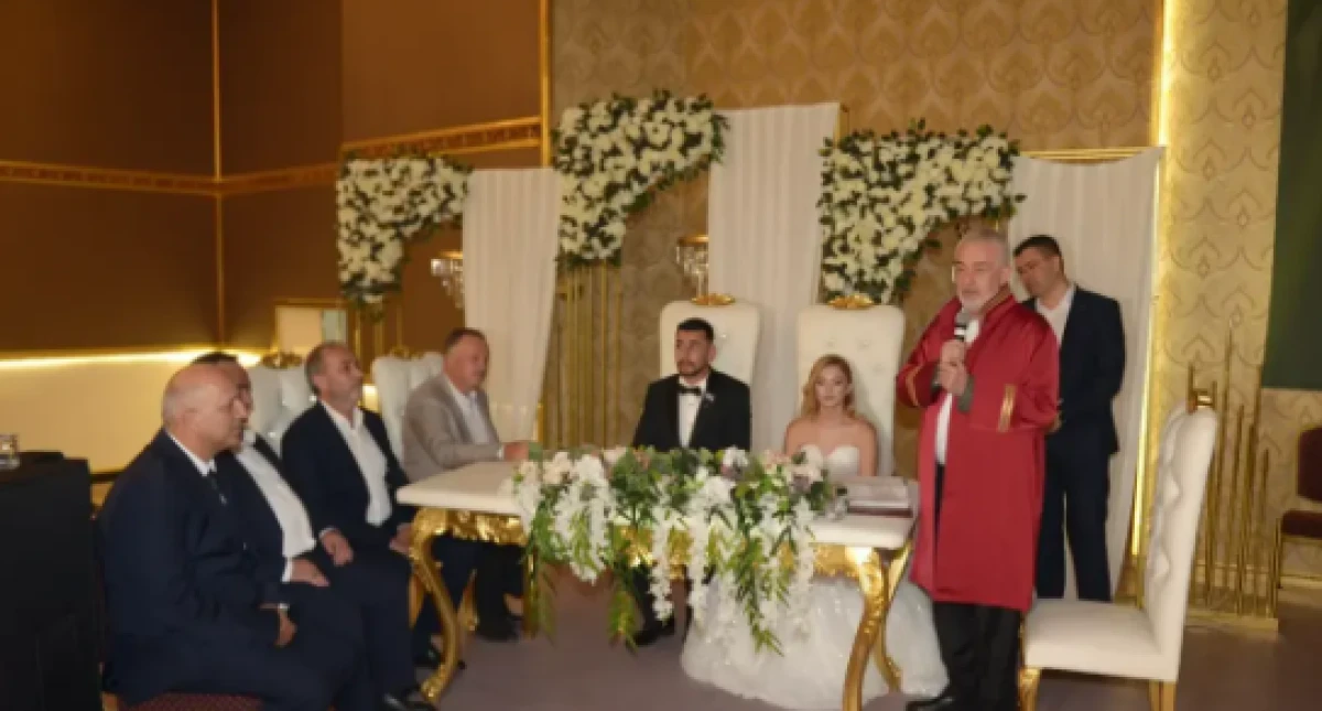 Isparta&rsquo;da G&ouml;rkemli D&uuml;ğ&uuml;n: Beyza ve İbrahim Efe Evlendi
