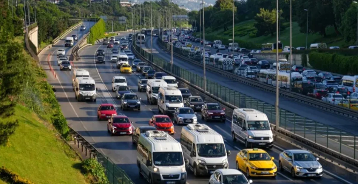İstanbul'daki okullarda 14 Eyl&uuml;l'de dersler 10.00-15.00 saatleri arasında yapılacak