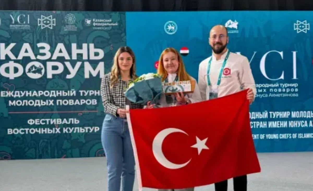 ISUB&Uuml; Gastronomi ve Mutfak Sanatları Ekibi, Rusya&rsquo;daki Uluslararası Turnuvadan &Ouml;d&uuml;lle D&ouml;nd&uuml;