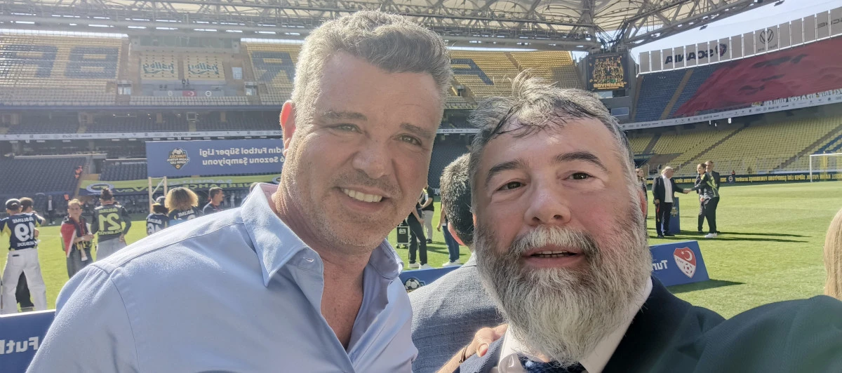 KADIN FUTBOLDA ŞAMPİYONUN ADI, 19 MAYIS RUHUYLA FENERBAH&Ccedil;E ARSAVEV!!!