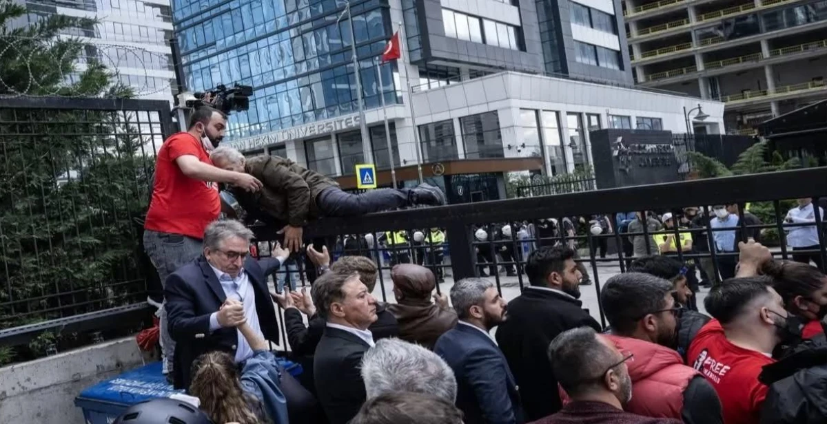Karaca Isparta'da ameliyat olacak