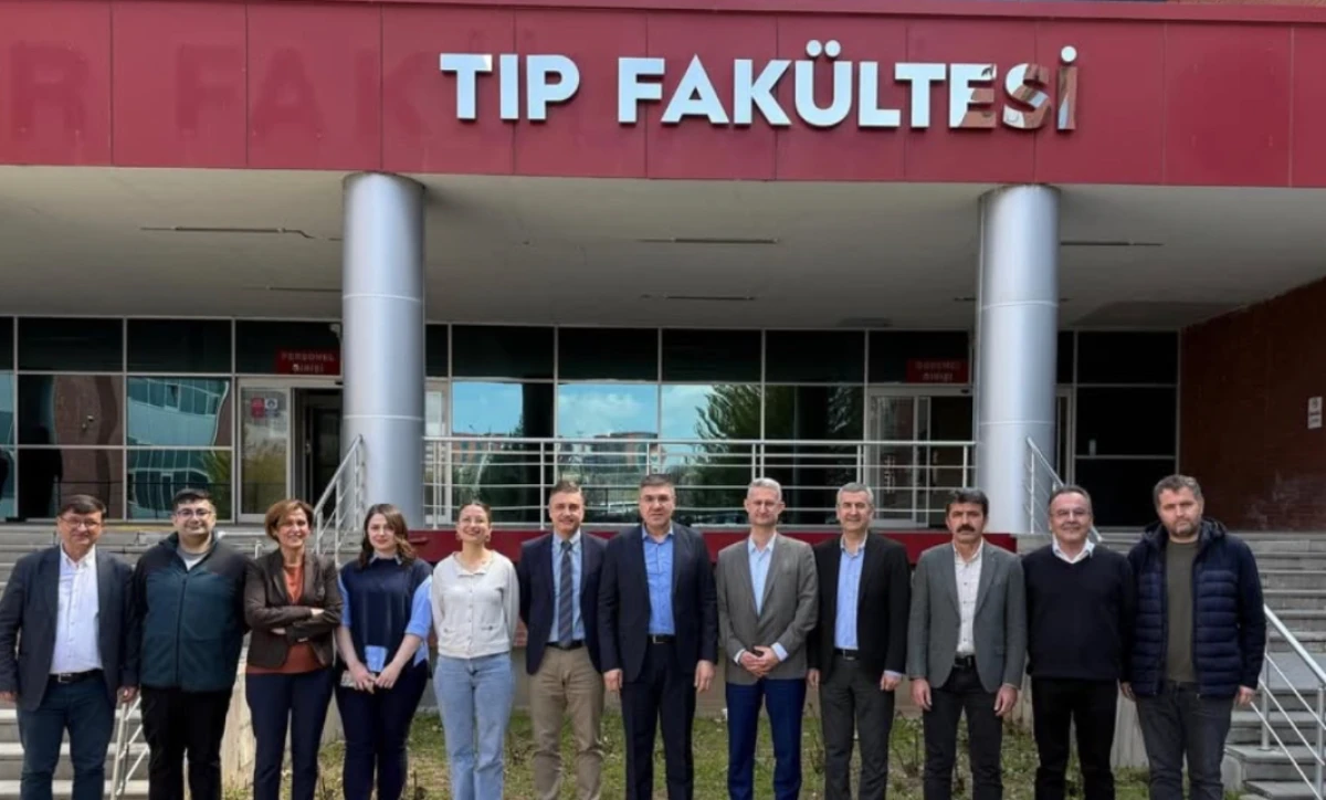 MAK&Uuml; TIP FAK&Uuml;LTESİ İLK &Ouml;ĞRENCİLERİNİ KABUL EDİYOR