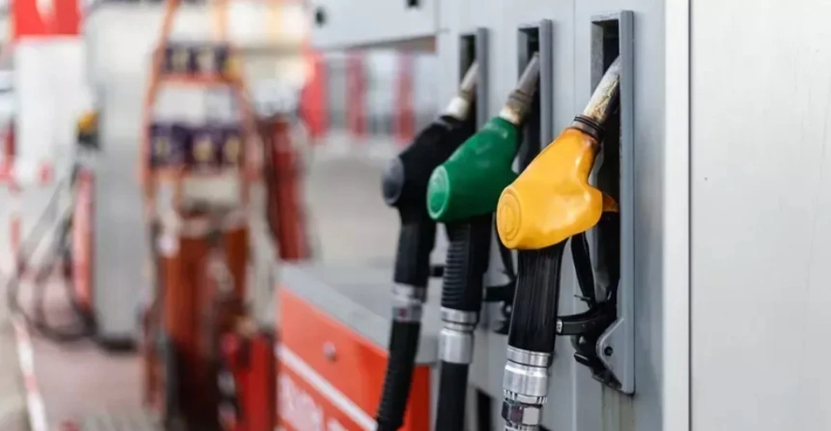 Motorinde &uuml;&ccedil;&uuml;nc&uuml; indirim yolda: Fiyatlar yeniden d&uuml;şecek