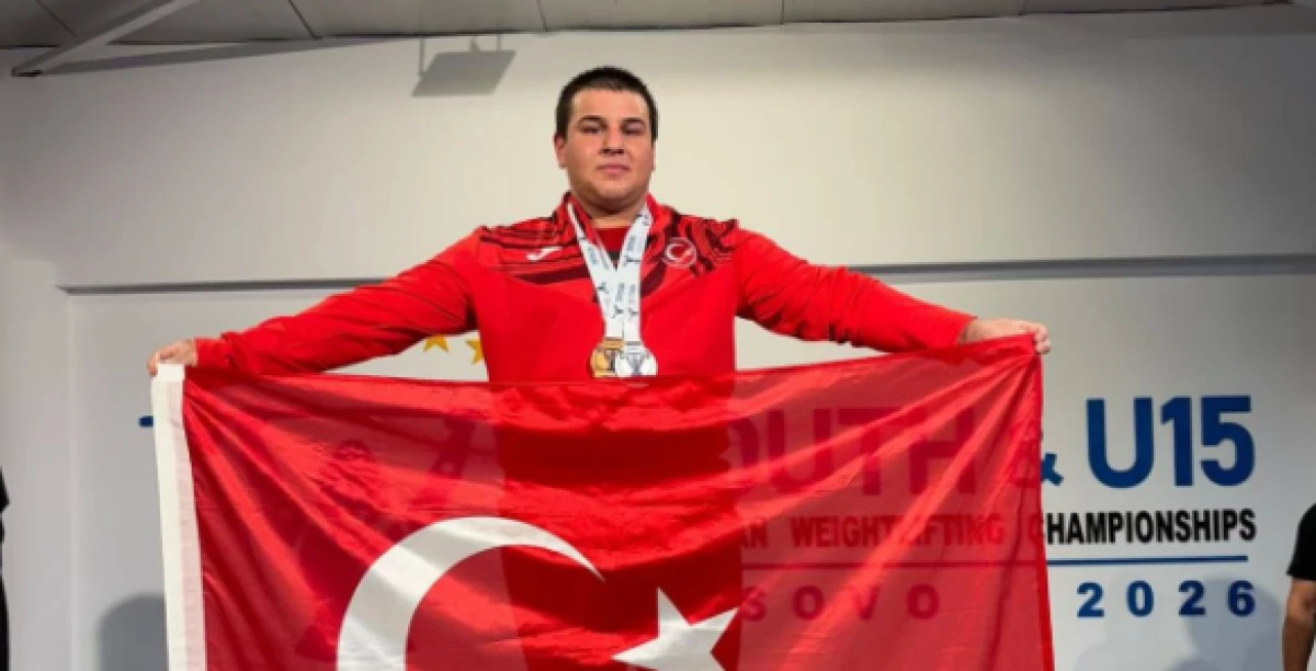 M&uuml;cahit Samed Akbulut Avrupa&rsquo;dan İki Madalyayla D&ouml;nd&uuml;