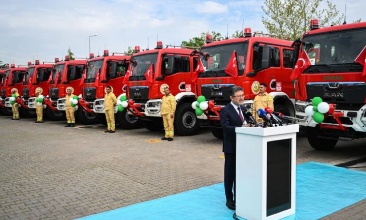 Orman yangınlarıyla m&uuml;cadelede yeni ara&ccedil;lar g&ouml;rev yerlerine uğurlandı