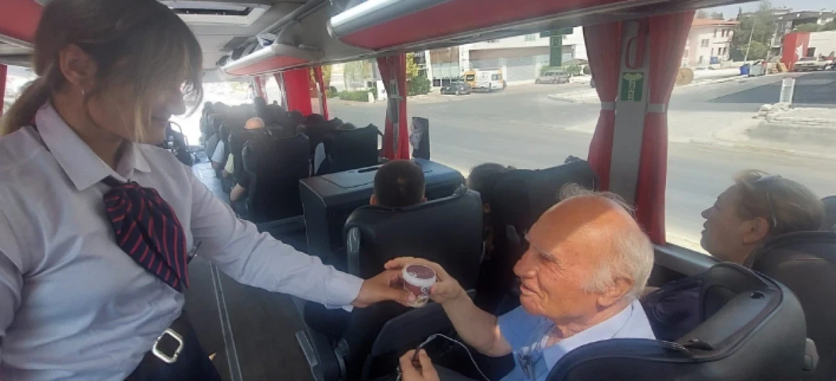 PAMUKKALE TURİZM&rsquo;DEN DONDURMA İKRAMINA DEVAM