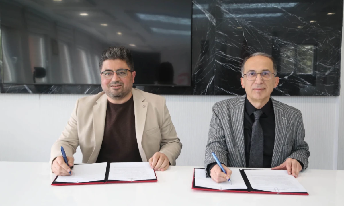 SD&Uuml; İLE AEROFİX HAVACILIK&rsquo;TAN &Ouml;ĞRENCİLERE SEKT&Ouml;R KAPISI
