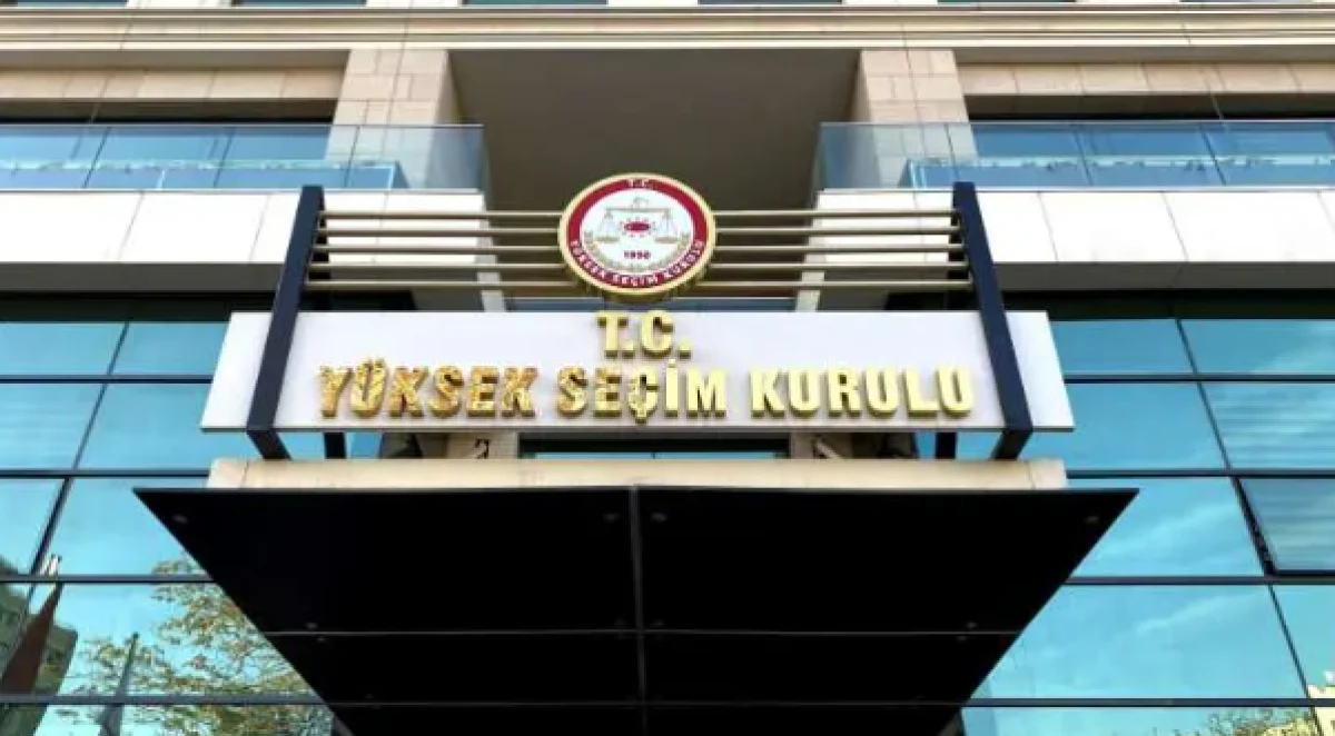 Son se&ccedil;im anketi sonu&ccedil;ları paylaşıldı! Zirve değişmedi! İşte partilerin oy oranları