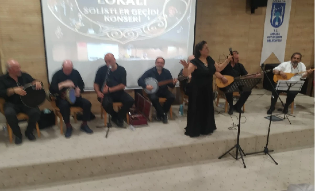 T&Uuml;RK&Uuml;LERLE DOLU BİR AKŞAM, UNUTULMAZ BİR KONSER