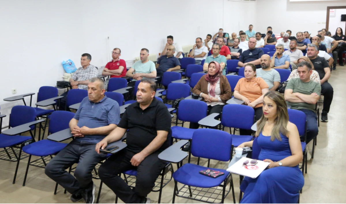 Yemekhane Personeline Afet Durumlarında Toplu Beslenme Eğitimi Verildi