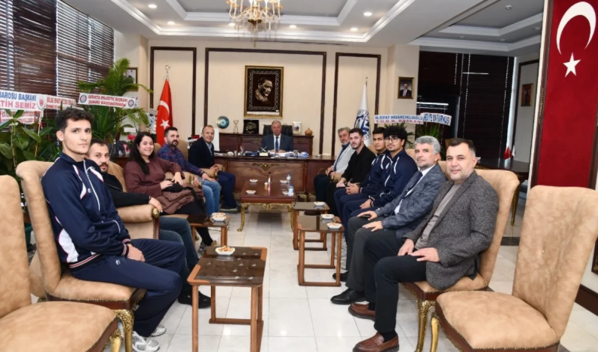 YILDIZ SPOR KUL&Uuml;B&Uuml;&rsquo;NDEN ISPARTA TİCARET VE SANAYİ ODASI&rsquo;NA ZİYARET